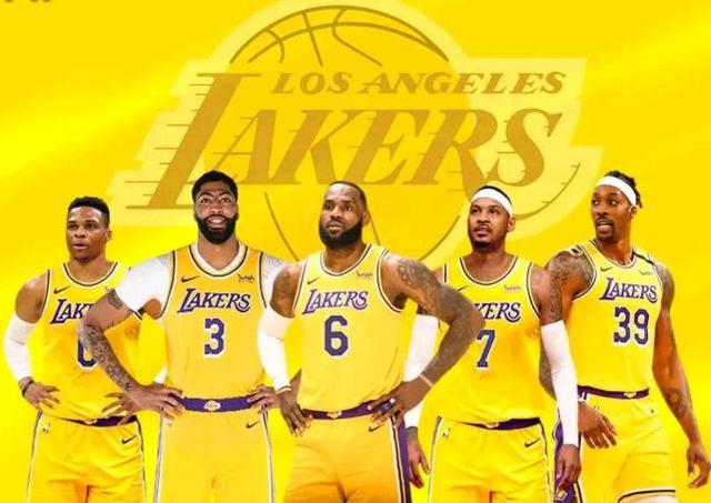 新星闪耀！摩根·罗杰斯破门获名宿称赞，或成三狮军团中场核心（摩根·罗杰斯破门闪光获名宿力赞，有望成为三狮中场核心）