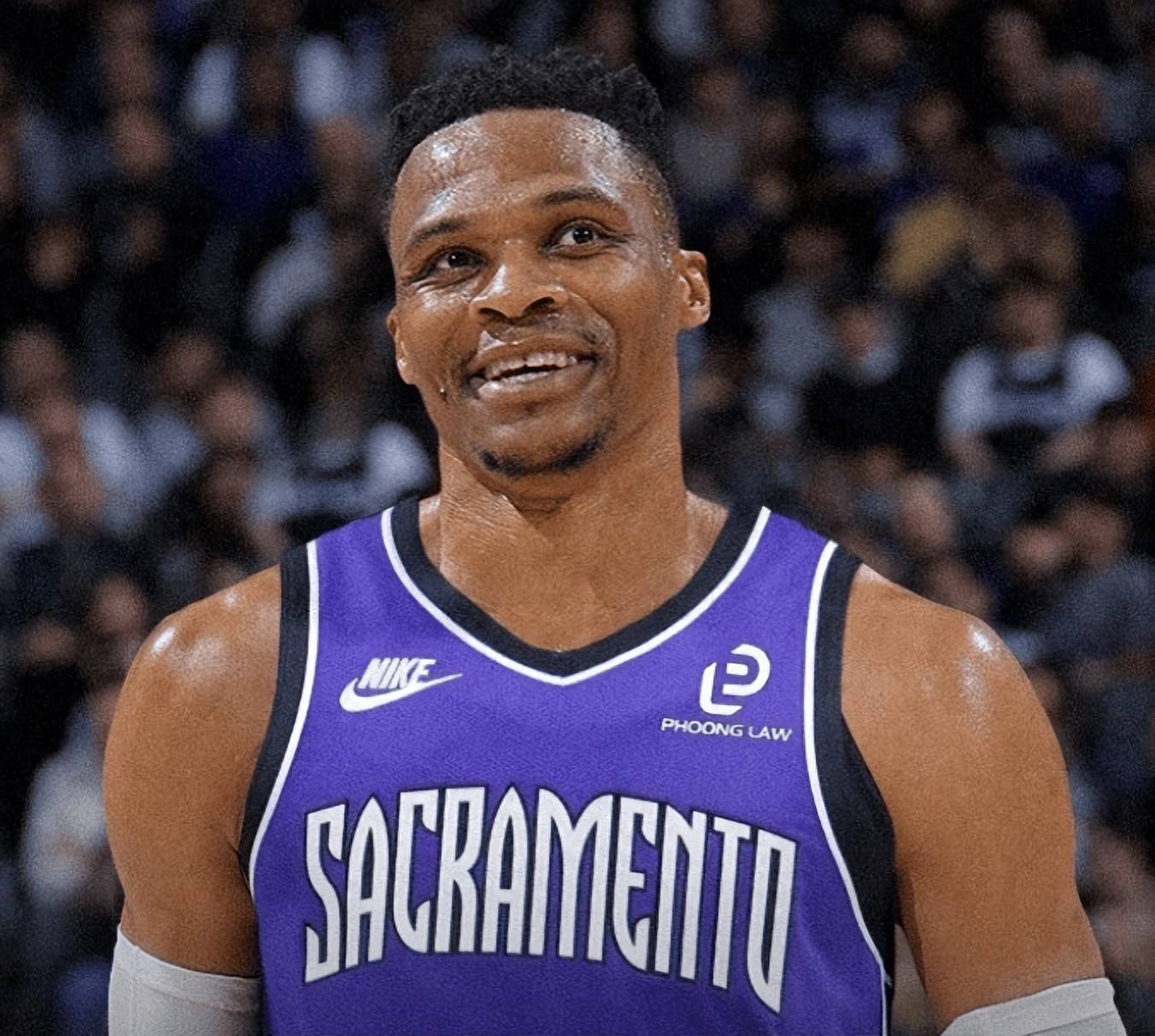 弗洛伦齐：在罗马时我们阵容很强，但对手是能拿100分的尤文（弗洛伦齐：罗马阵容不弱，无奈对手是能拿到100分的尤文）