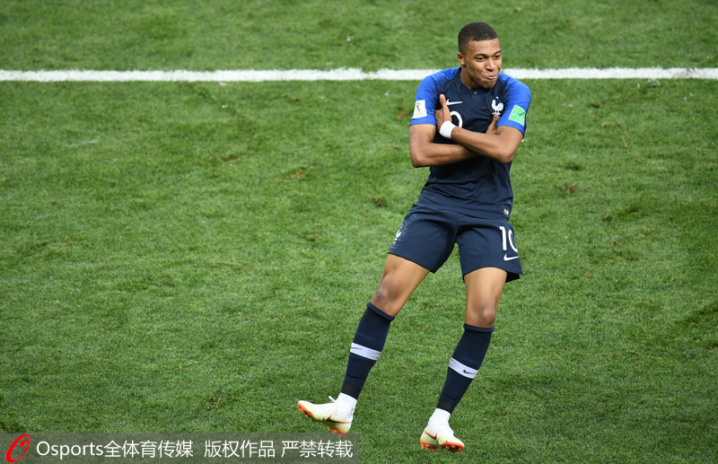 普利希奇：我从小就梦想去欧洲踢球；鲁尼和菲戈都是我的偶像