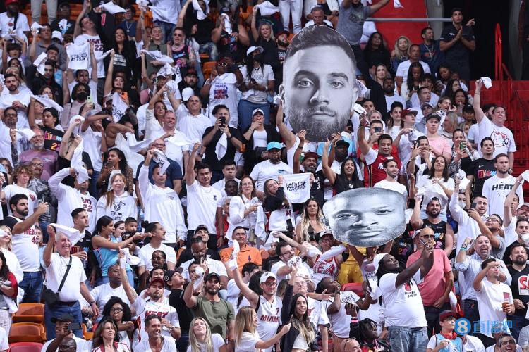 结束10年铁锤帮生涯，波特确认安东尼奥合同到期离开西汉姆联（波特证实：安东尼奥合同期满告别西汉姆，十年铁锤帮生涯画上句号）